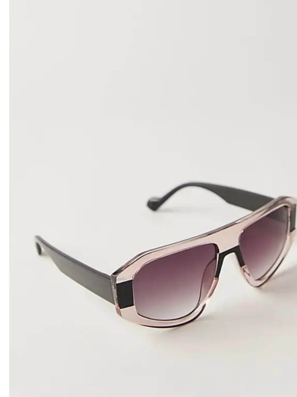Free People sunshine line shield light greyall glasses